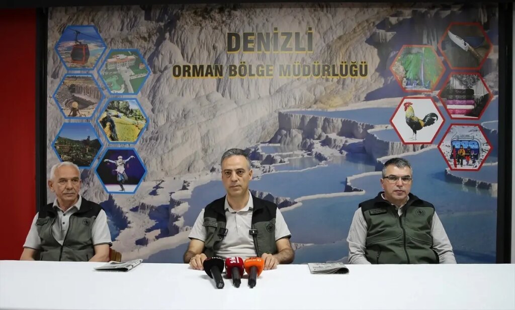 denizlide-orman-yanginlariyla-gayret-toplantisi-XhcQcvbh.jpg