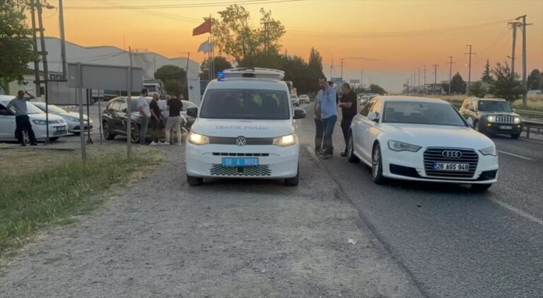 tekirdagda-motosiklet-kazasi-bir-kisi-hayatini-kaybetti-UFxVsdk3.jpg